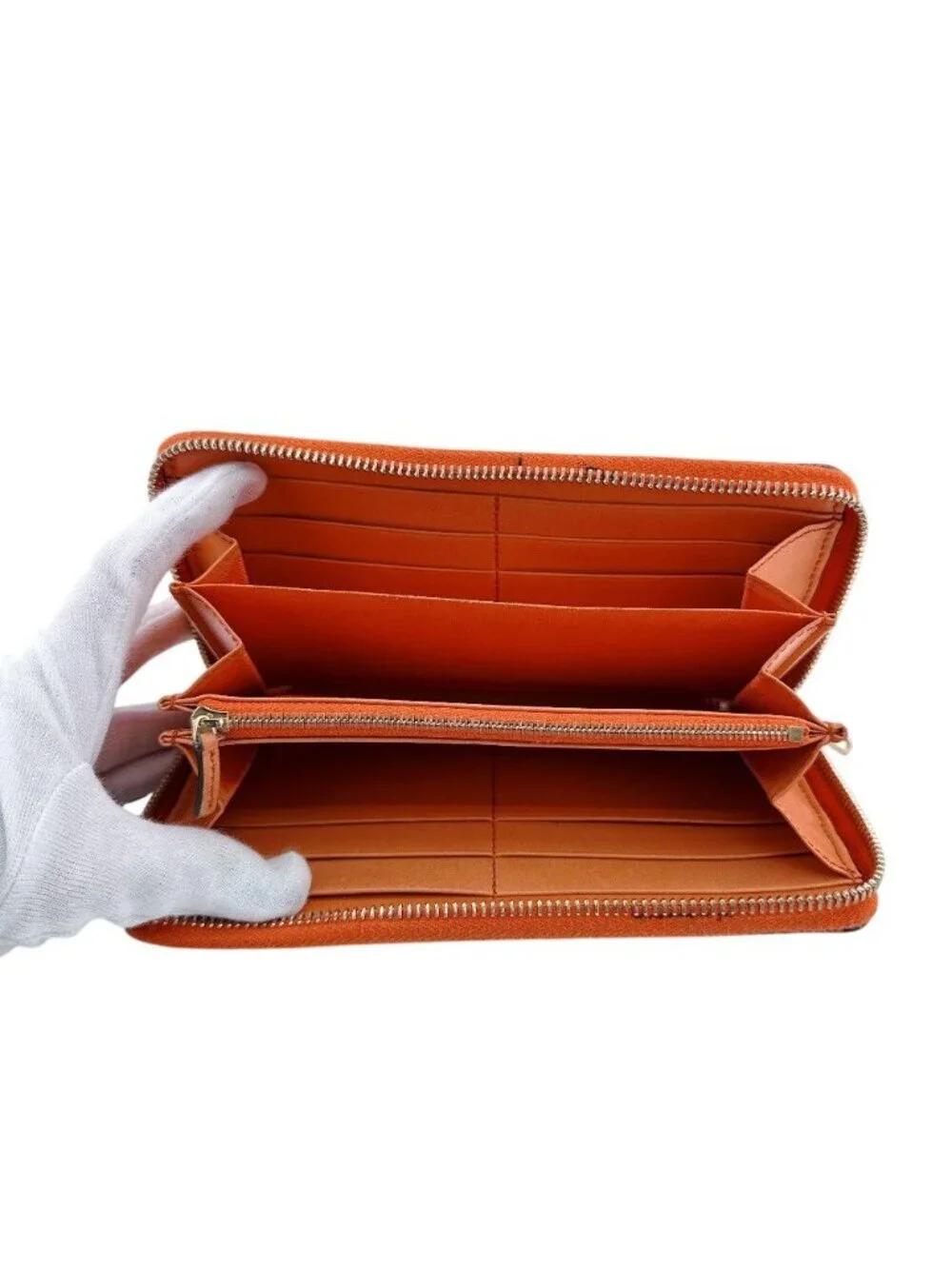 Gucci Zip Around GG Matelasse Wallet